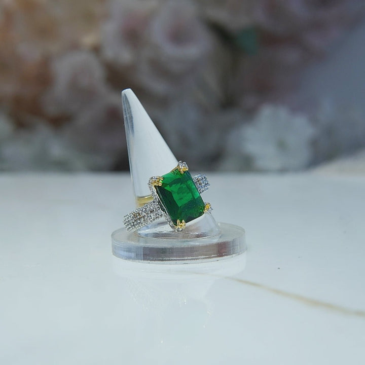 Two-Tone Zirconia Diamond Look-alike Ring - RS ZEVARS