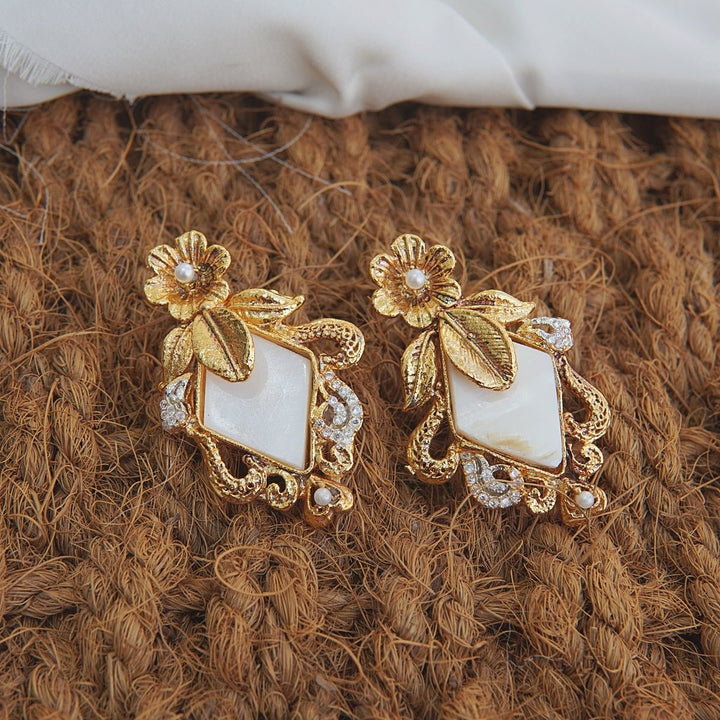 White Ceep Stone Turkish Earrings - RS ZEVARS
