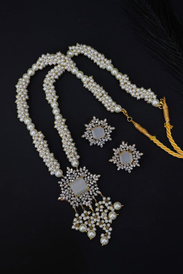 Cubic Zircons Pearl Gajra Mala Set