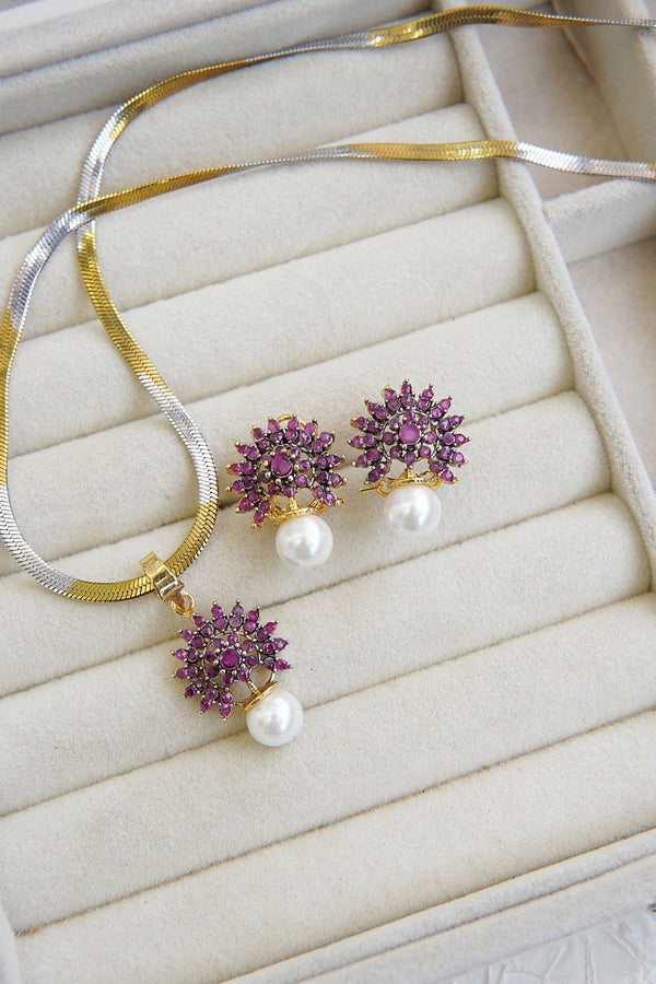 Cut Zirconia Gold Plated Locket Set