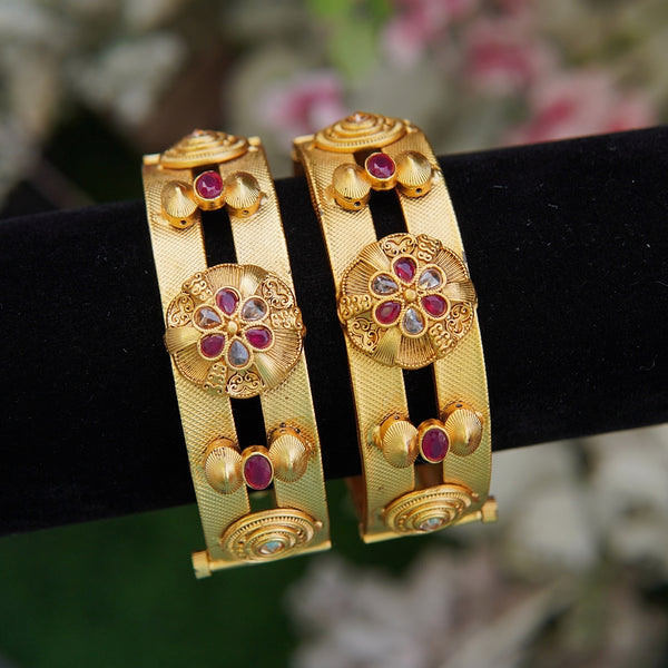 Royal Rajwadi Floral Kada Bangles