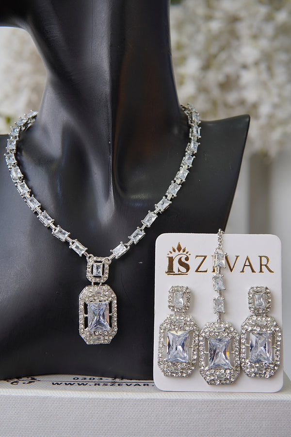 Zirconia Elegance Necklace Set