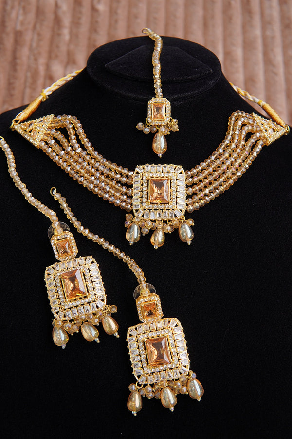 Graceful Gemstones Choker Set