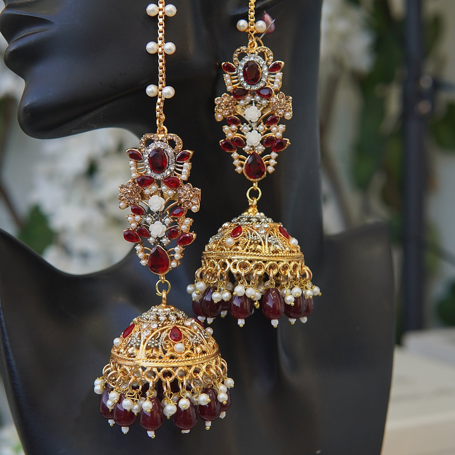 Jhumka with saharay discount