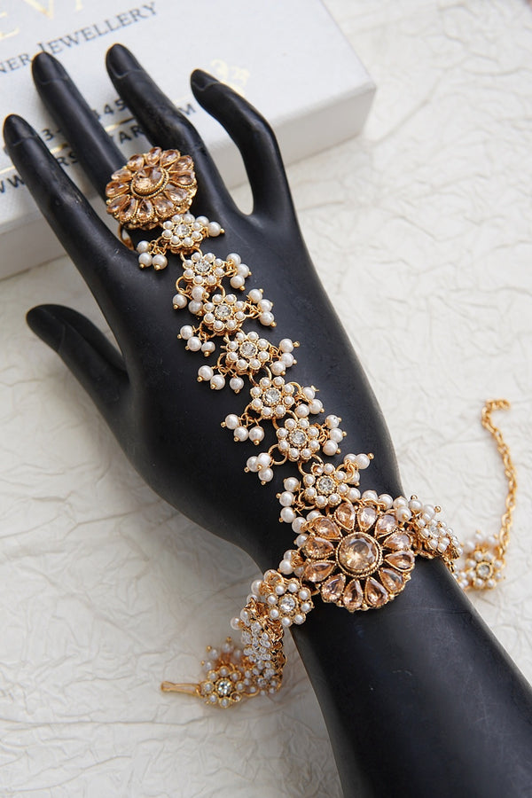 Antique Pearls & Zircones Anja