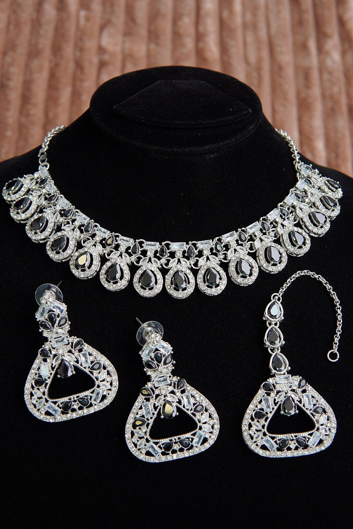 Cuts Zircons Necklace Set - RS ZEVARS