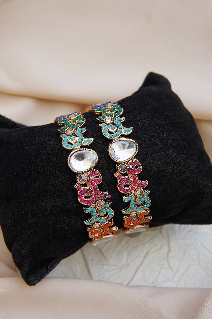Elegant Kundan 2 Pcs Kangans - RS ZEVARS