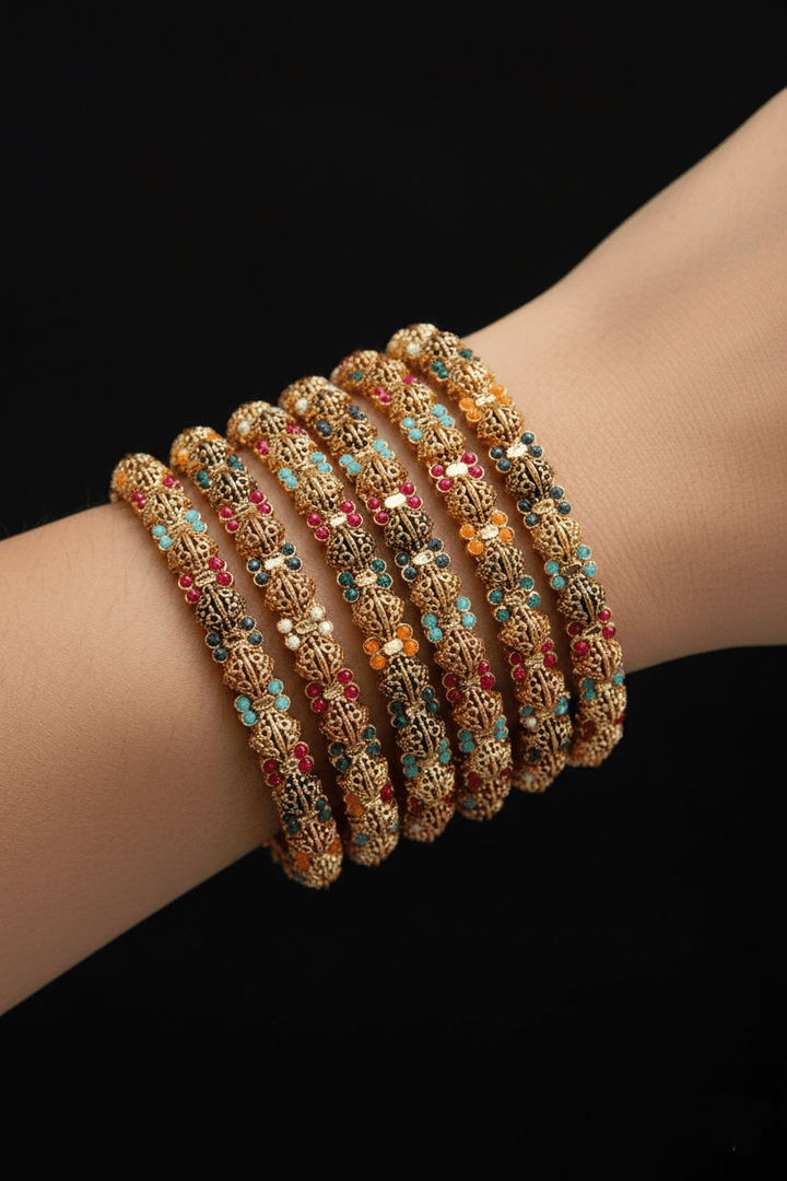 アクセサリー churara Golden 6 Piece Copper Churi Kara Set - RS ZEVARS