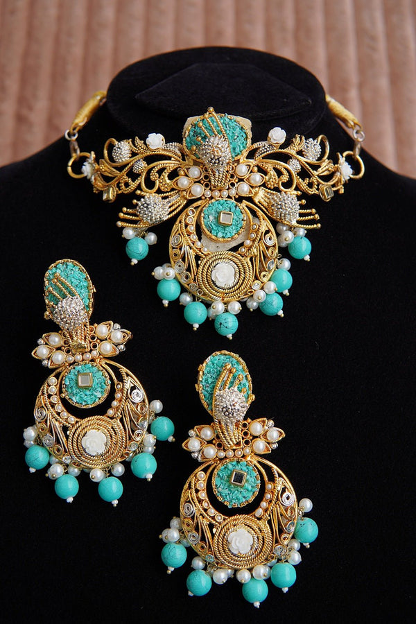 Handcrafted Crush Stone Collar Set - RS ZEVARS