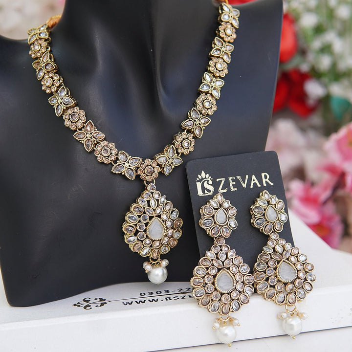 Heena Gems Necklace Set - RS ZEVARS