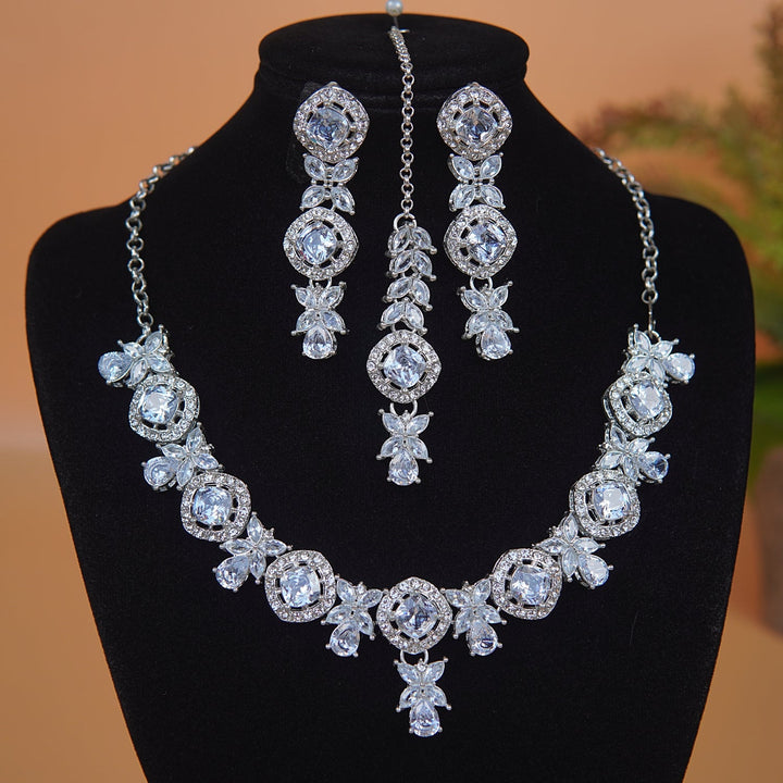 Jasmine Zircons Necklace Set - RS ZEVARS