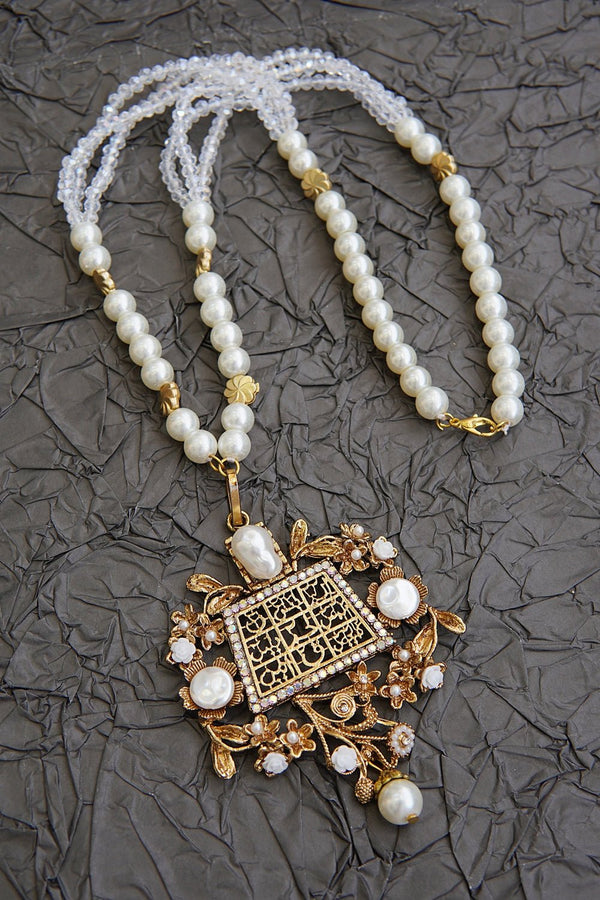 Loh - e - Qurani Mother Pearl Pendent - RS ZEVARS
