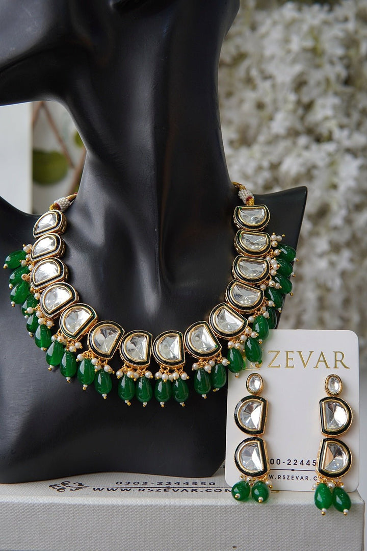 Lustrous Cut Kundan Elegance - RS ZEVARS