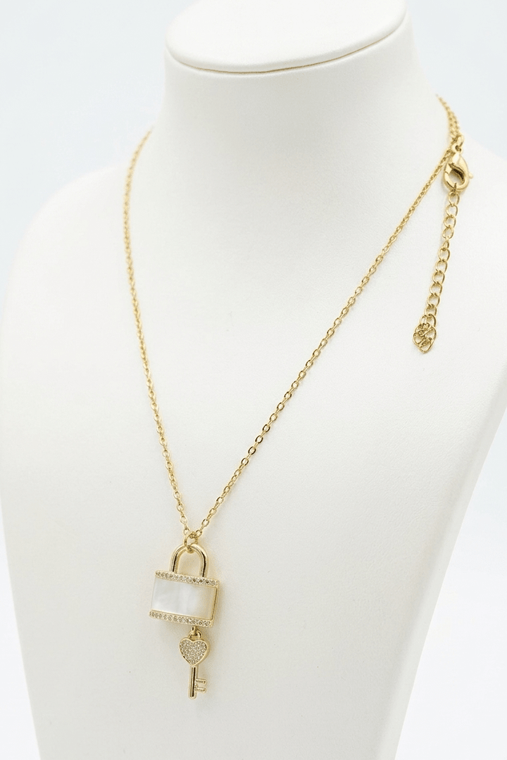 Lock Enc Keychain Zircon Lock & Key Gold Locket | 18-Inch Chain | RS ZEVAR