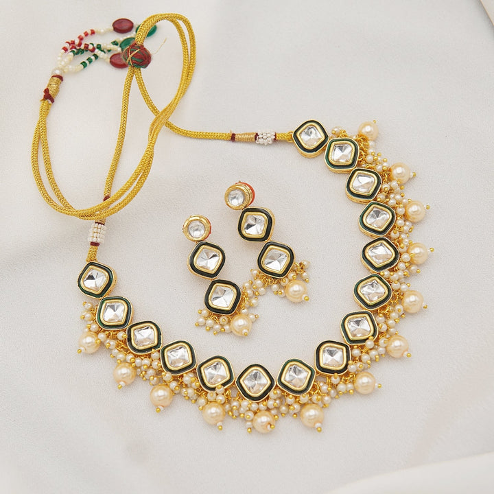 Mena Kundan Necklace Set - RS ZEVARS