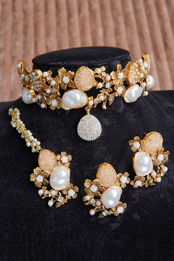Mother Of Pearl Crush Handmade Choker - RS ZEVARS