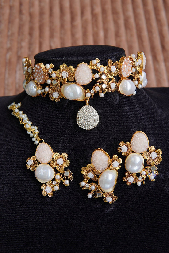 Mother Of Pearl Crush Handmade Choker - RS ZEVARS