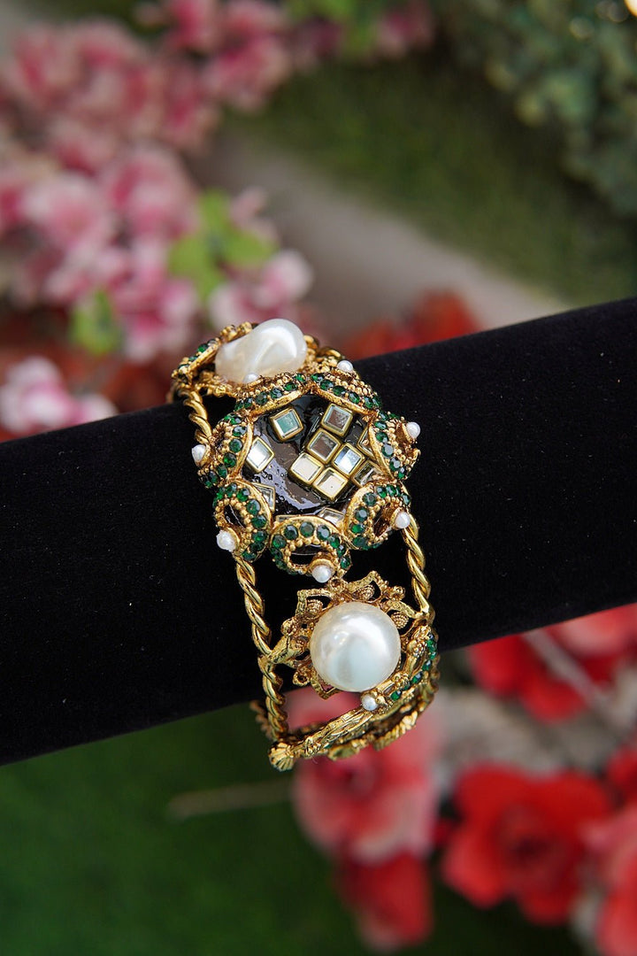 Mother Pearl Antique Single Piece Bracelet Karay - RS ZEVARS