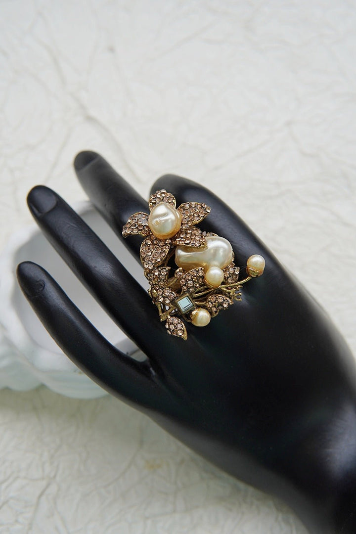 Mother Pearl Flower Design Ring - RS ZEVARS