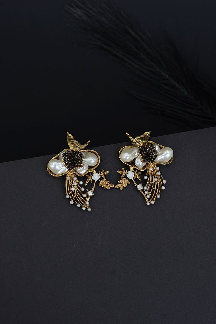 Mother Pearl Handcrafted Earrings - RS ZEVARS