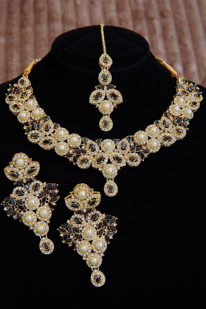 Pearl X Zircons Necklace Set - RS ZEVARS