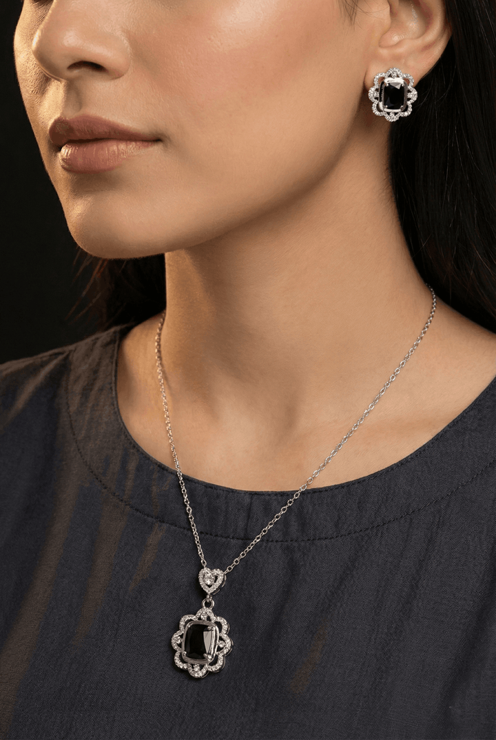 Premium Zircons & Gems Locket Set - RS ZEVARS
