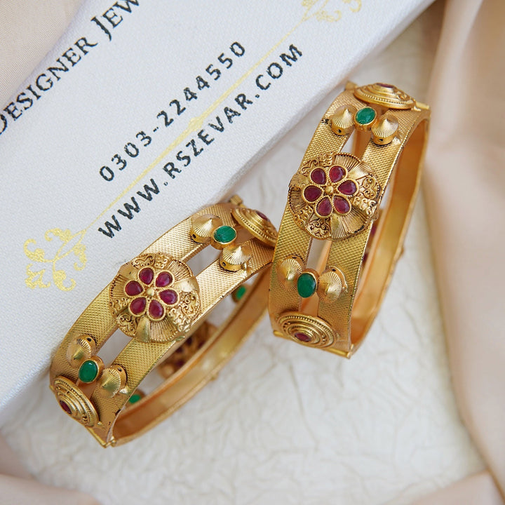 Royal Rajwadi Floral Kada Bangles - RS ZEVARS