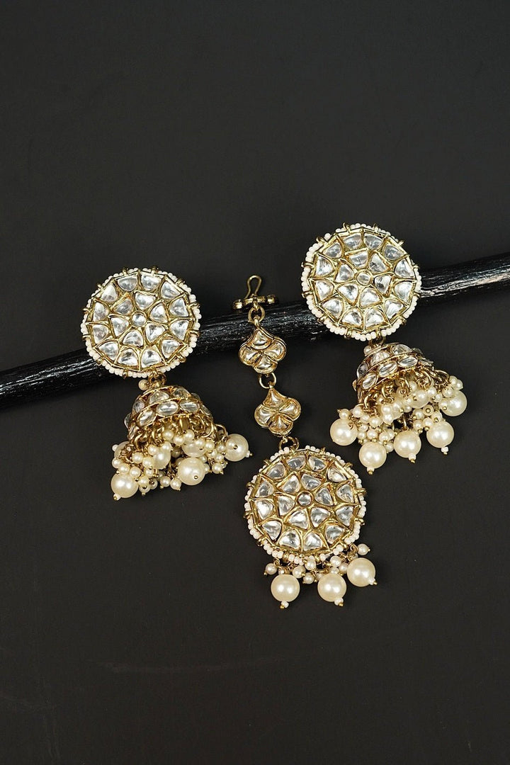 Sitara Kundan Dome Jhumka Tikka - RS ZEVARS