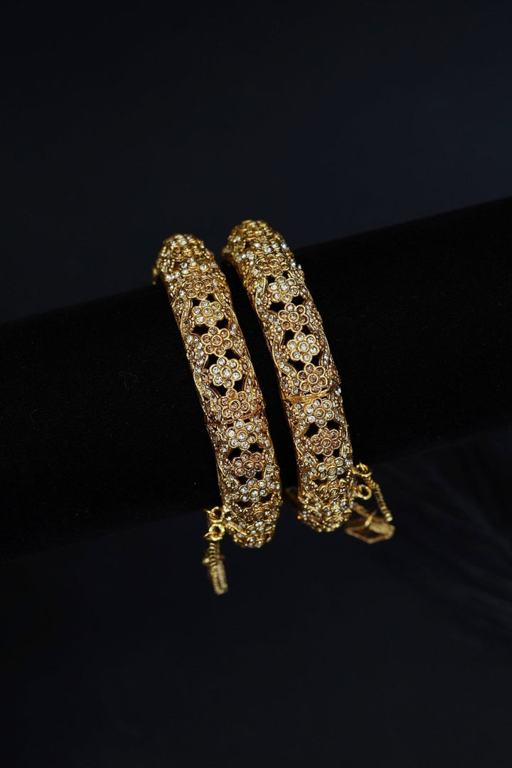 Traditional Stylish Kangan Pair - RS ZEVARS