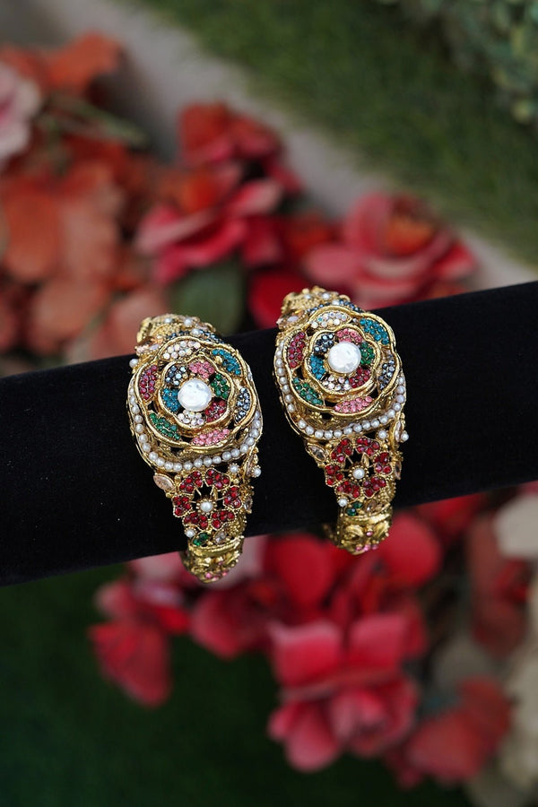 Traditional Turkish Antique Floral 2 Pcs Kangan - RS ZEVARS