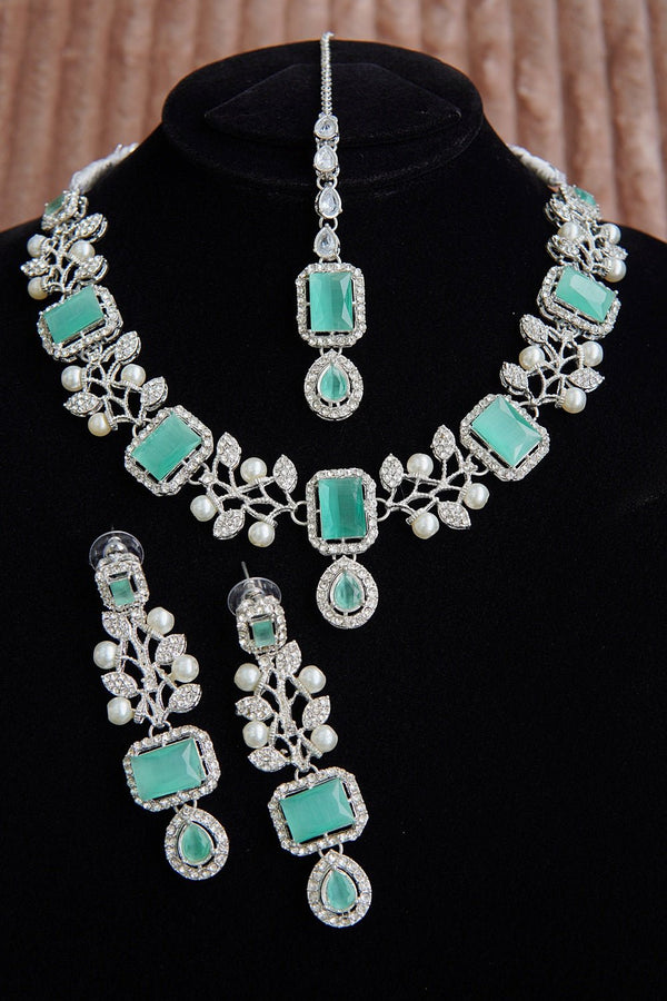 Zircones & Pearls Handmade Design Necklace Set - RS ZEVARS