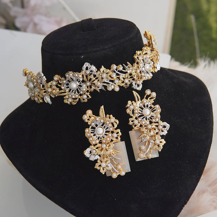 Guluband Necklace Set Gold Shining Jewel Designer Gold Plated