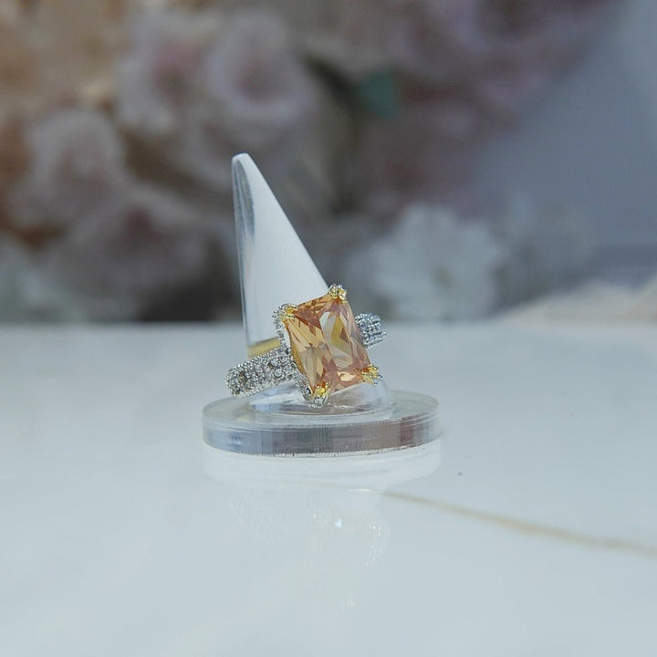 Two-Tone Zirconia Diamond Look-alike Ring - RS ZEVARS