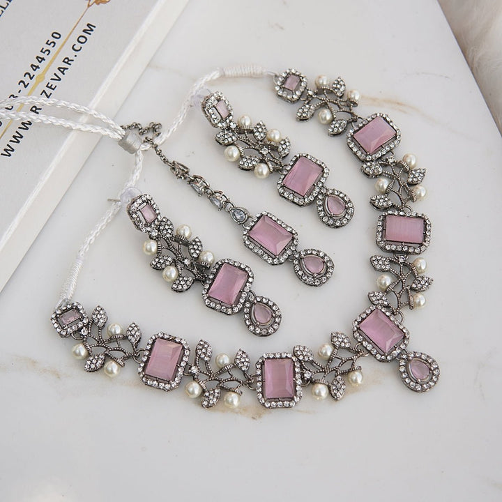Zircones & Pearls Handmade Design Necklace Set - RS ZEVARS